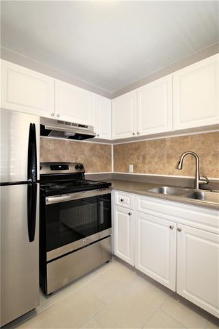 3001 BEE RIDGE ROAD 217, Sarasota, FL 34239