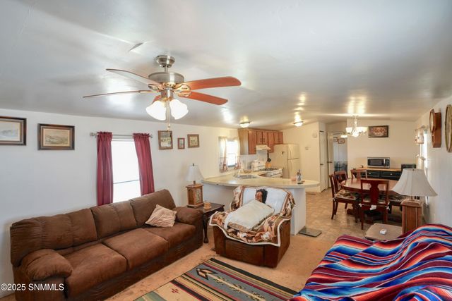 3535 Westview Avenue, Las Cruces, NM 88007