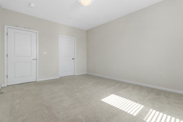 70 Trotter Rd 4304, Weymouth, MA 02190