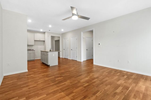 70 Trotter Rd 4304, Weymouth, MA 02190