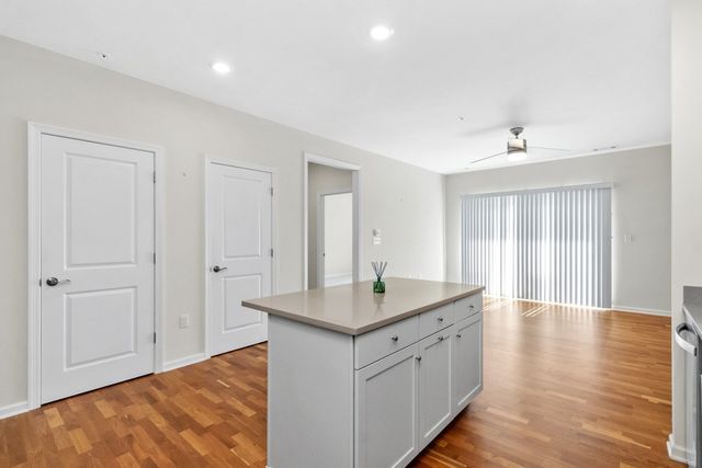 70 Trotter Rd 4304, Weymouth, MA 02190