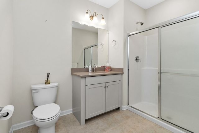 70 Trotter Rd 4304, Weymouth, MA 02190
