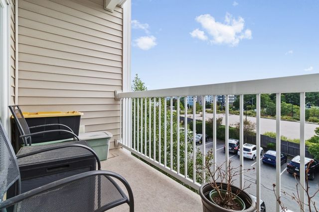 70 Trotter Rd 4304, Weymouth, MA 02190