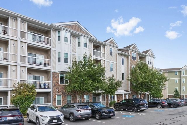 70 Trotter Rd 4304, Weymouth, MA 02190