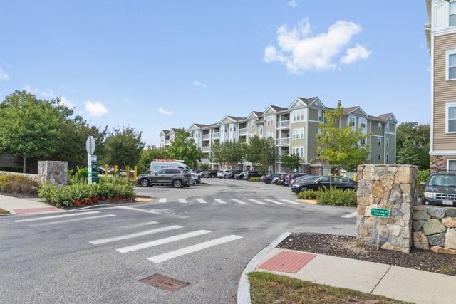 70 Trotter Rd 4304, Weymouth, MA 02190