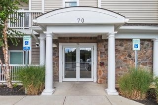 70 Trotter Rd 4304, Weymouth, MA 02190