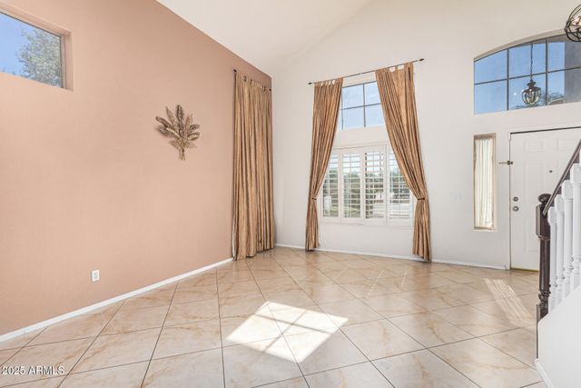 602 W CANARY Way, Chandler, AZ 85286