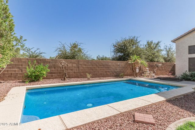 602 W CANARY Way, Chandler, AZ 85286