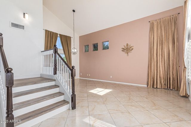 602 W CANARY Way, Chandler, AZ 85286