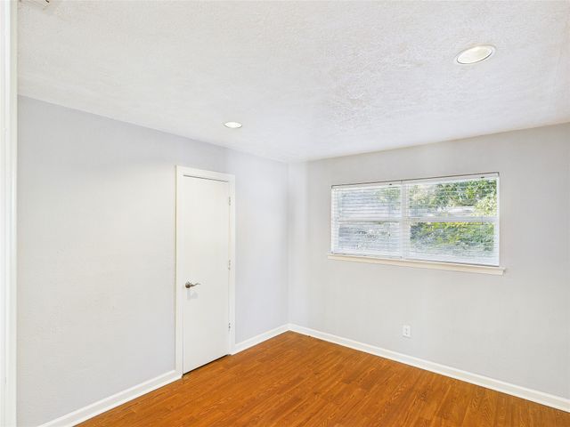 6909 Valhalla Road, Fort Worth, TX 76116