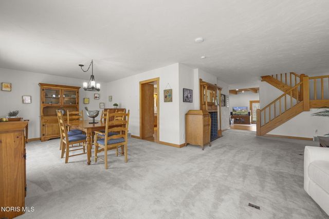 30039 Morningside Drive, Perrysburg, OH 43551