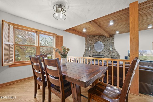 30039 Morningside Drive, Perrysburg, OH 43551