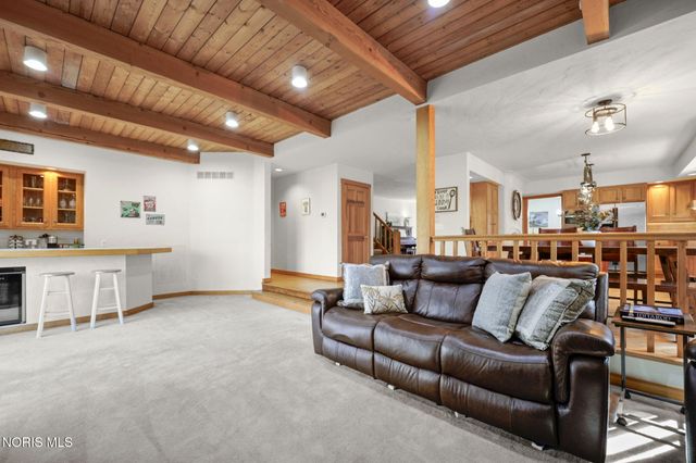 30039 Morningside Drive, Perrysburg, OH 43551