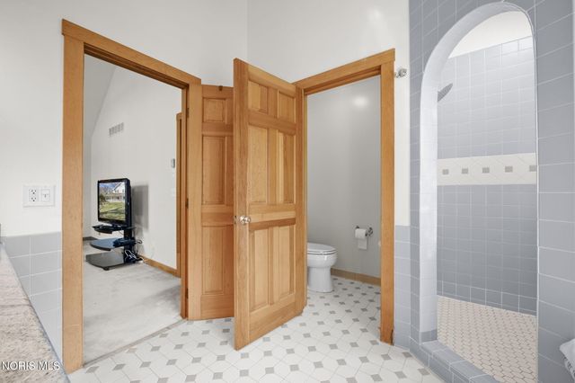 30039 Morningside Drive, Perrysburg, OH 43551