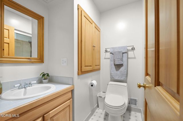 30039 Morningside Drive, Perrysburg, OH 43551