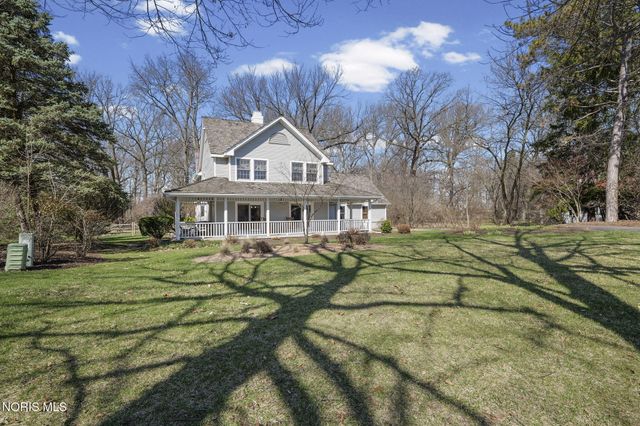 30039 Morningside Drive, Perrysburg, OH 43551