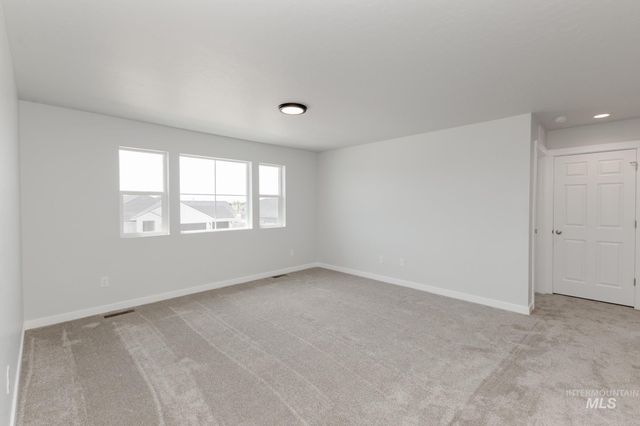 4919 Blue Silver St, Caldwell, ID 83605