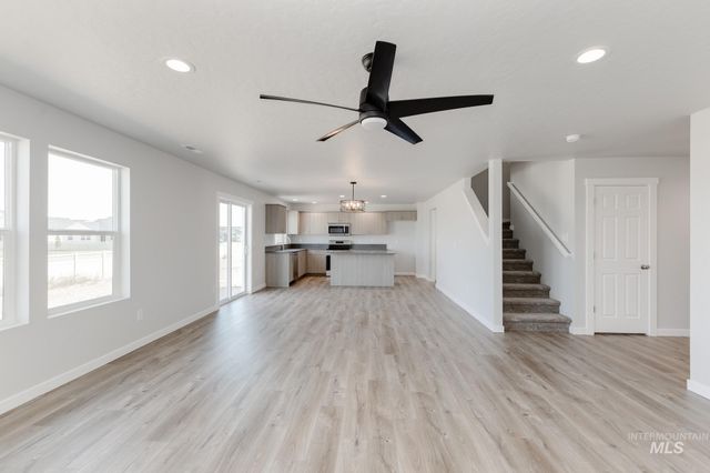 4919 Blue Silver St, Caldwell, ID 83605