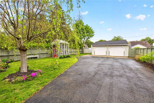61 Walzford Road, Irondequoit, NY 14622