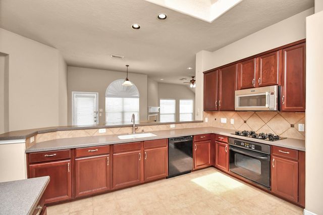 2924 Perdido Bay Lane, Pearland, TX 77584