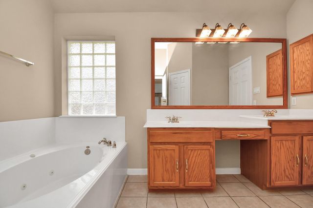 2924 Perdido Bay Lane, Pearland, TX 77584