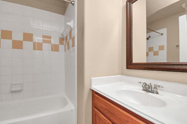 2924 Perdido Bay Lane, Pearland, TX 77584