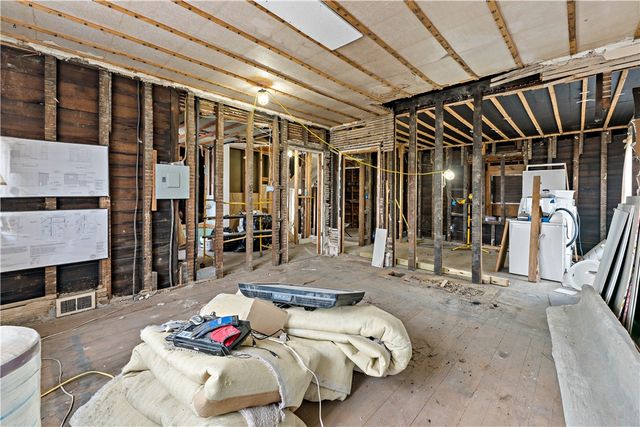 1512 Arlington Ave, Arlington, PA 15210