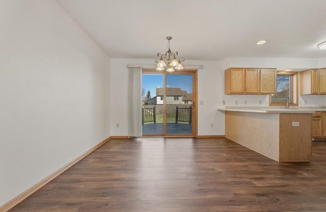 329 N Heatherstone Drive, Sun Prairie, WI 53590