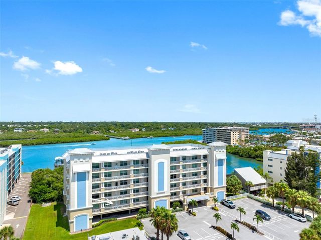 19519 GULF BOULEVARD 202, Indian Shores, FL 33785
