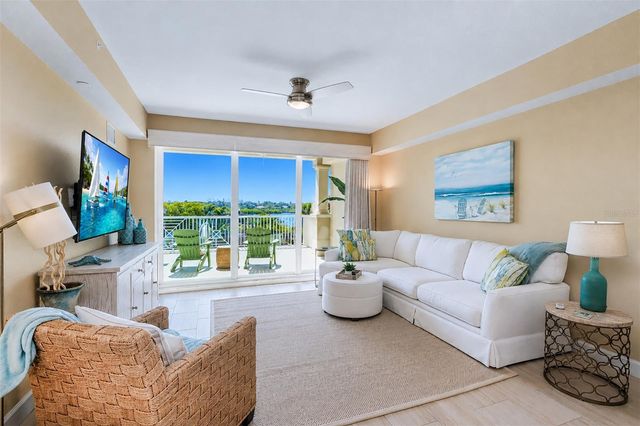 19519 GULF BOULEVARD 202, Indian Shores, FL 33785