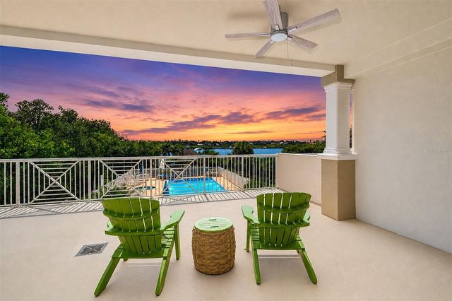 19519 GULF BOULEVARD 202, Indian Shores, FL 33785