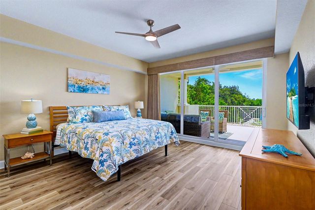 19519 GULF BOULEVARD 202, Indian Shores, FL 33785
