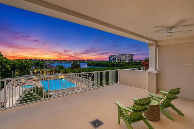 19519 GULF BOULEVARD 202, Indian Shores, FL 33785
