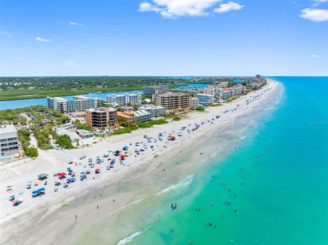 19519 GULF BOULEVARD 202, Indian Shores, FL 33785