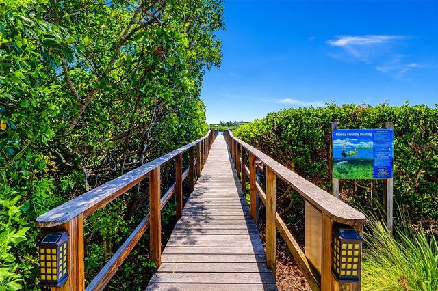 19519 GULF BOULEVARD 202, Indian Shores, FL 33785