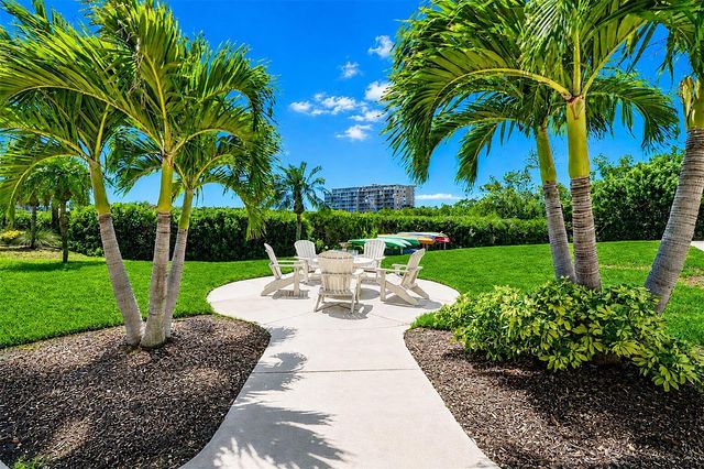19519 GULF BOULEVARD 202, Indian Shores, FL 33785