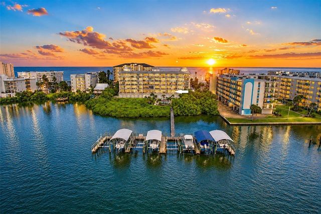 19519 GULF BOULEVARD 202, Indian Shores, FL 33785
