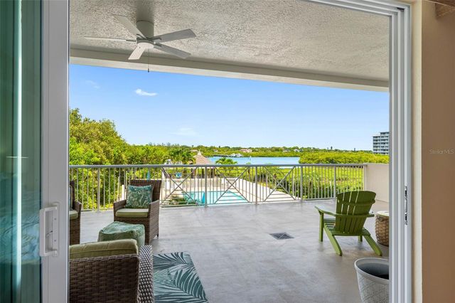 19519 GULF BOULEVARD 202, Indian Shores, FL 33785