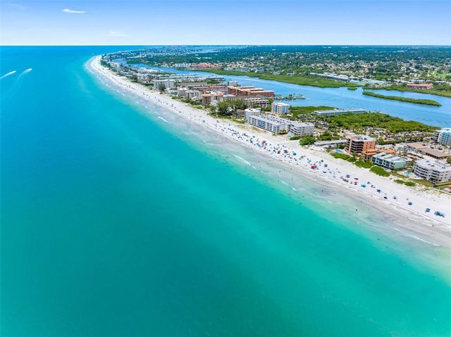 19519 GULF BOULEVARD 202, Indian Shores, FL 33785