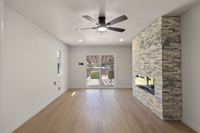 2305 Fenestra Drive, Dallas, TX 75228