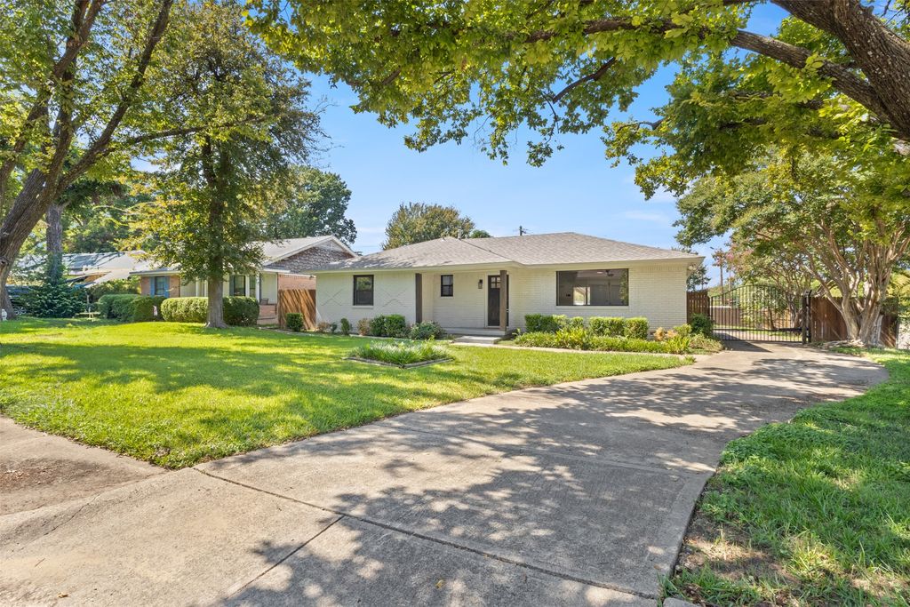 2305 Fenestra Drive, Dallas, TX 75228