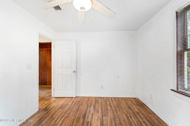 610 DIVISION Street, Fernandina Beach, FL 32034