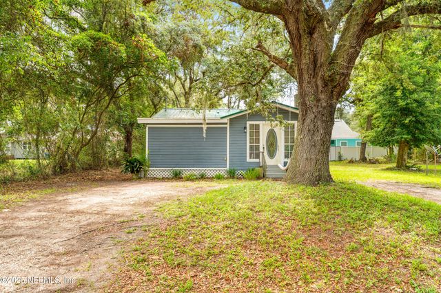 610 DIVISION Street, Fernandina Beach, FL 32034