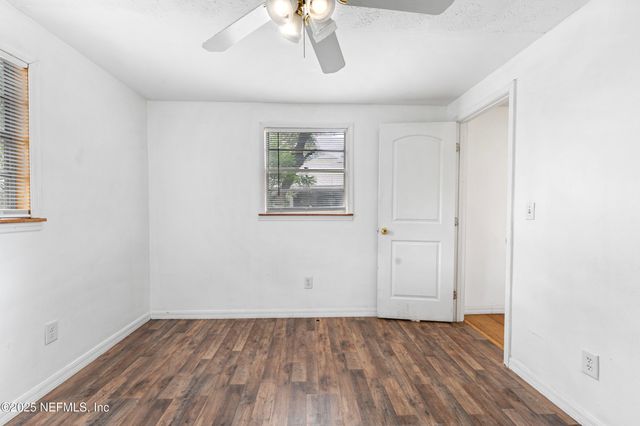 610 DIVISION Street, Fernandina Beach, FL 32034
