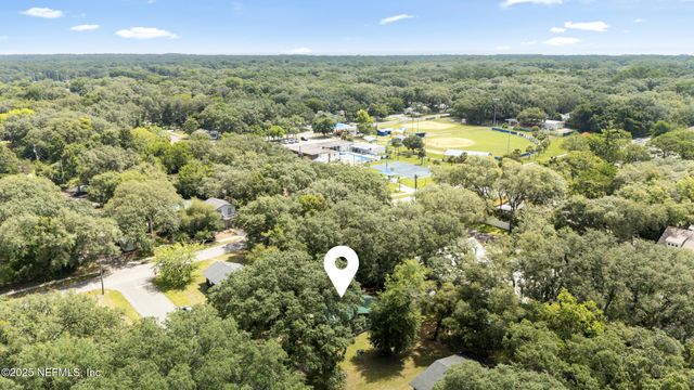 610 DIVISION Street, Fernandina Beach, FL 32034