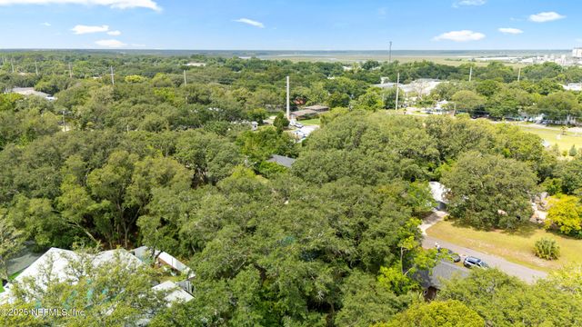 610 DIVISION Street, Fernandina Beach, FL 32034