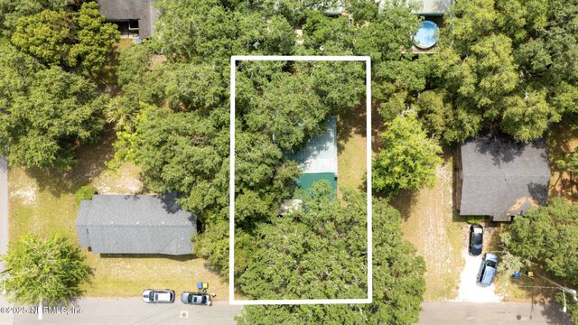 610 DIVISION Street, Fernandina Beach, FL 32034