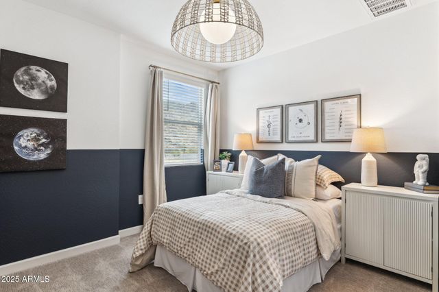 9816 S 11th Place, Phoenix, AZ 85042