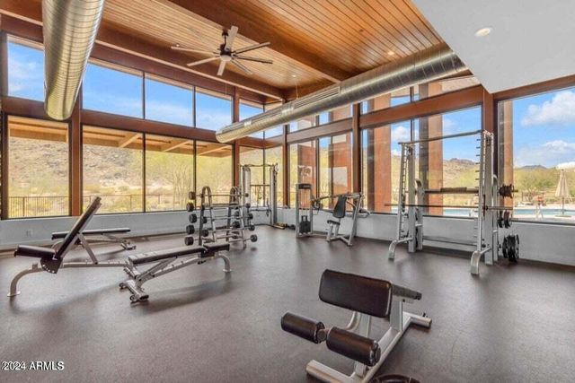 9816 S 11th Place, Phoenix, AZ 85042