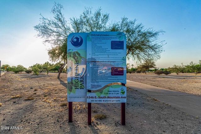 9816 S 11th Place, Phoenix, AZ 85042